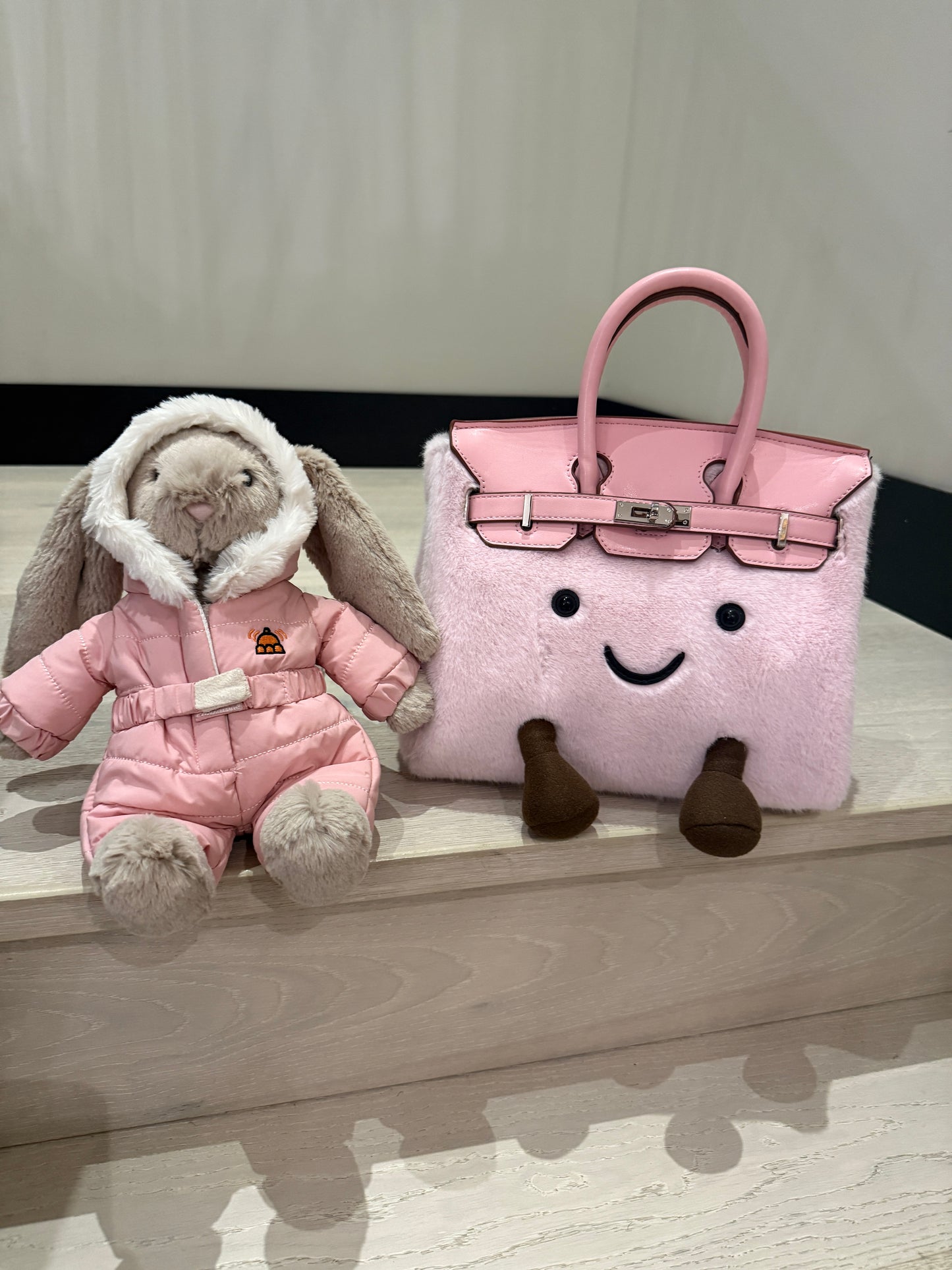 Fluffy Smiling Handbag Colour Pink